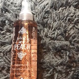 Pretty As a Peach Fragrance mist